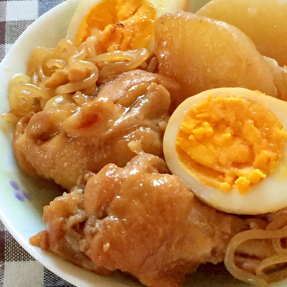 甘辛味がご飯に合う 手羽元 大根 卵のうま煮 レシピ 作り方 By みさきらりんず 楽天レシピ